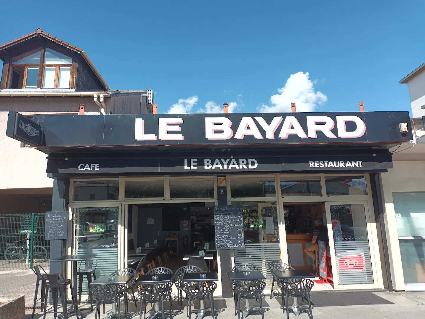 Le Bayard